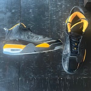 Kids size 6 Jordan shoes